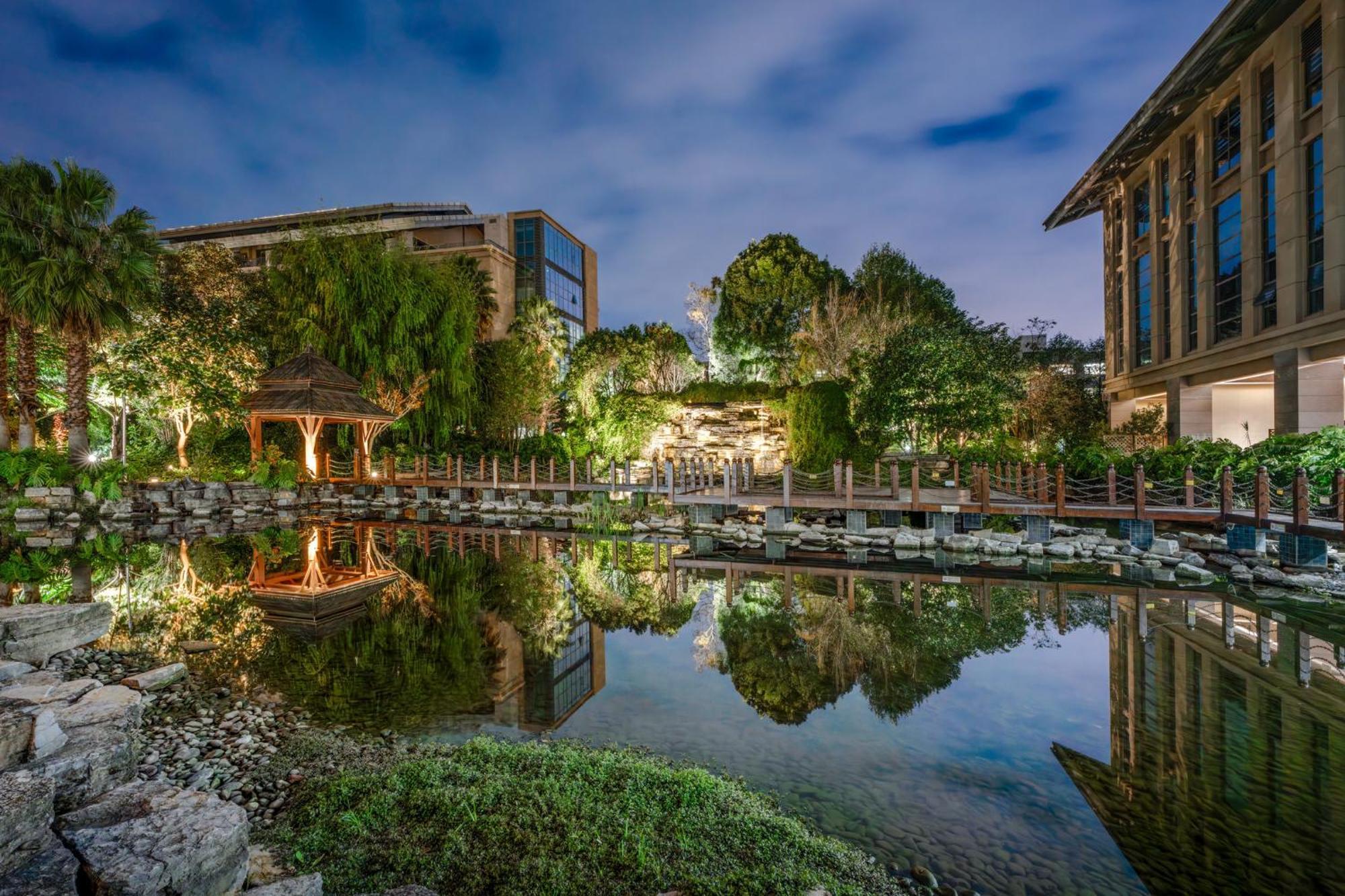 Intercontinental Kunming By Ihg Hotel Exterior foto